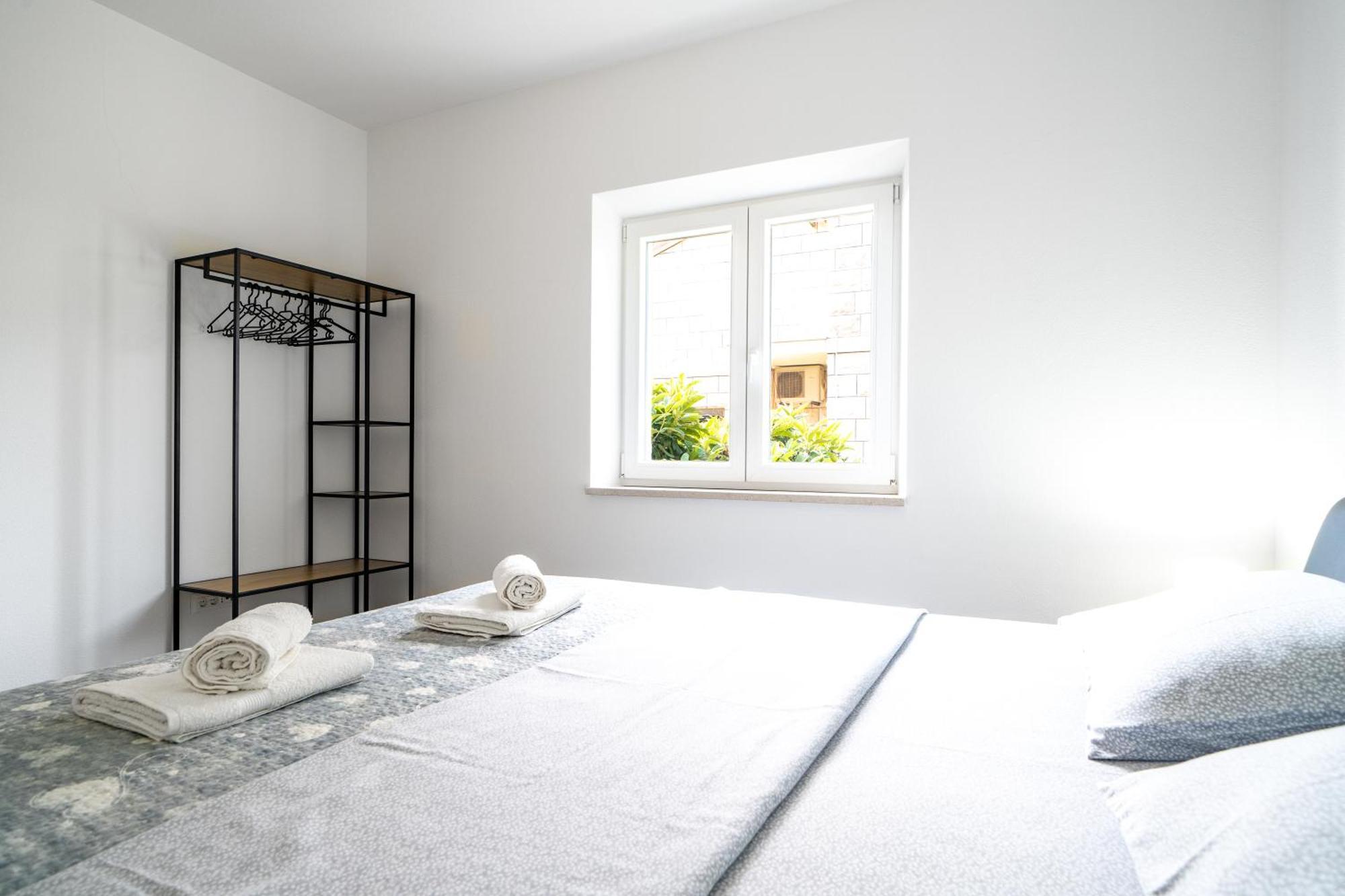 Apartments Siesta Sumartin Extérieur photo