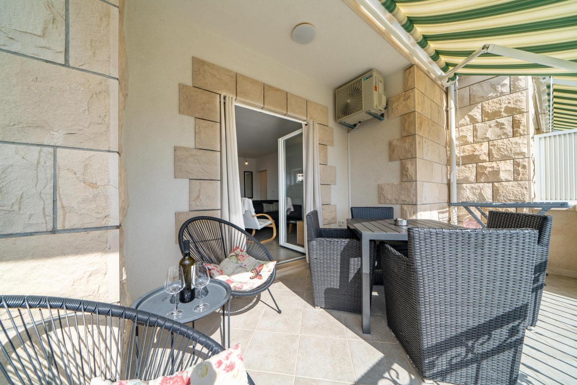 Apartments Siesta Sumartin Extérieur photo