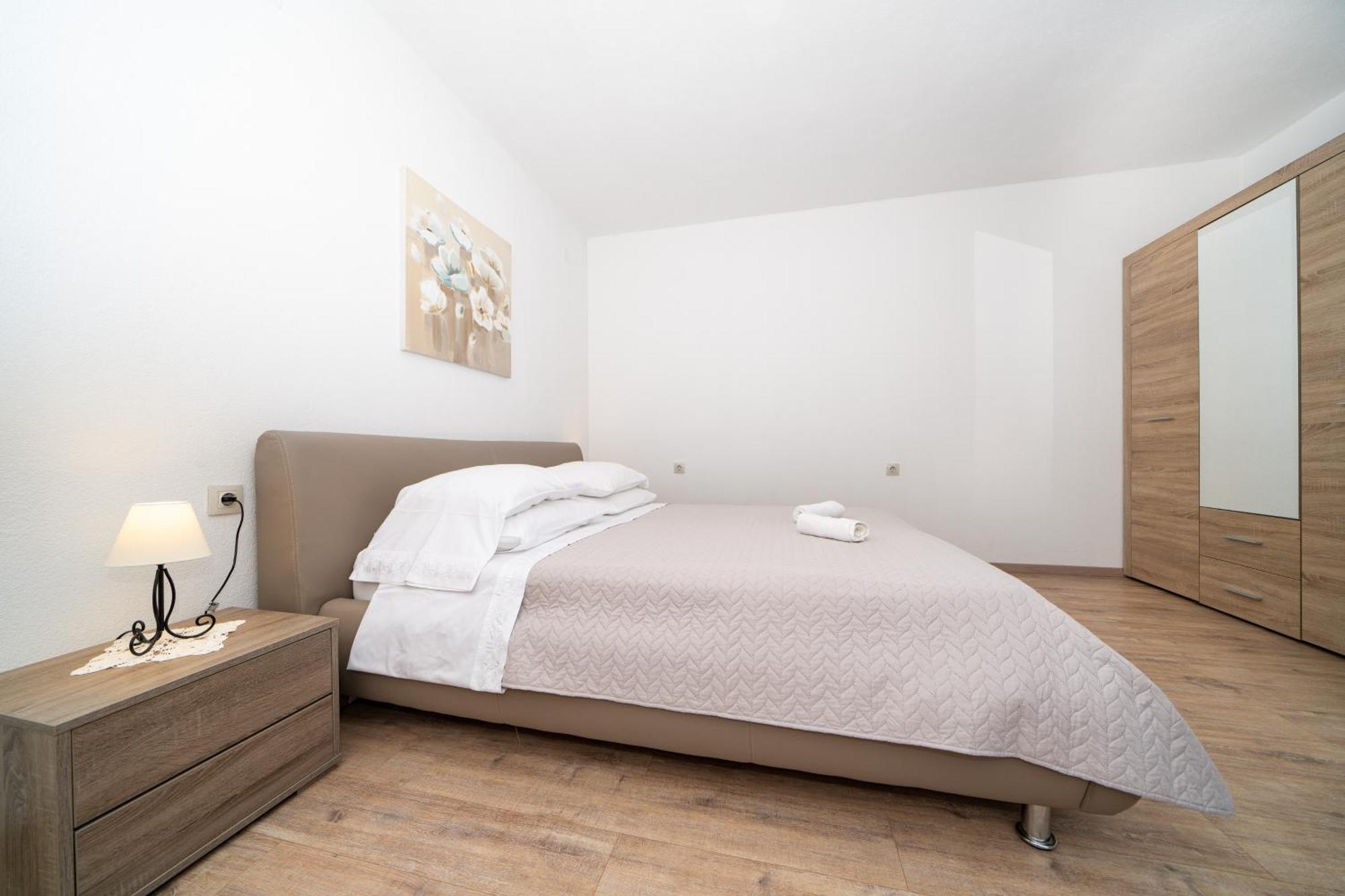 Apartments Siesta Sumartin Extérieur photo