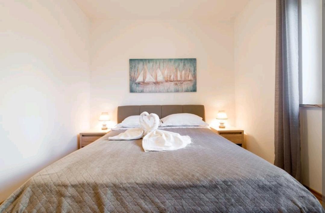 Apartments Siesta Sumartin Extérieur photo
