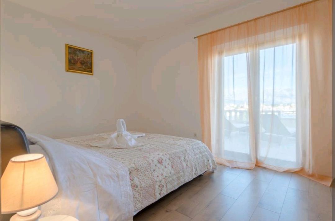 Apartments Siesta Sumartin Extérieur photo