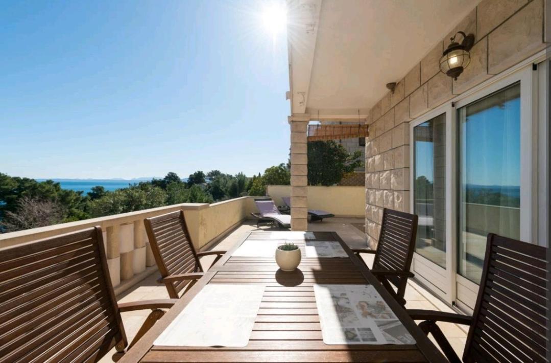 Apartments Siesta Sumartin Extérieur photo
